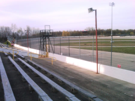 Birch Run Speedway & Event Center (Dixie Motor Speedway) - Flagstand Turn4 From Randy